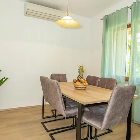 Luxury Jarmila Croatia Apartment Crikvenica